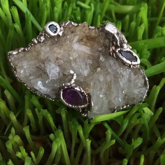 Jewelry - Raw artisan quartz ring (one of a kind!).